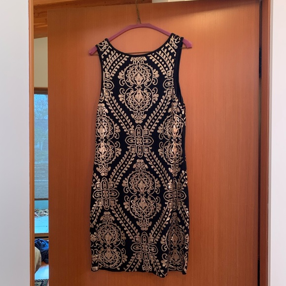 Women’s black and gold sequinned dress - Picture 2 of 4